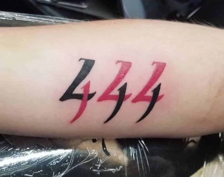 The 444 Angel Number in Black And Red